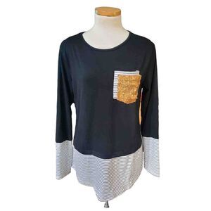 NWT
BERRYOU SEQUINED TOP  